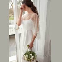 Quiz White Pearl Cape