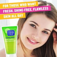 Clean And Clear Daily Facial Scrub Morning Energy Shine Control, 150ml - image 2