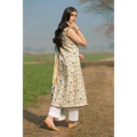 Lawn Unstitched Printed Suit CL-32359A 3PC - image 3