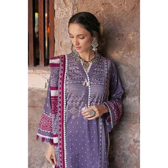 Chunri Lawn Unstitched Suit CL-22091A 3PC