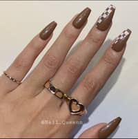 Nail Queen Walnut Chess Nails - image 4