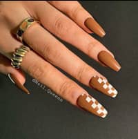 Nail Queen Walnut Chess Nails - image 6