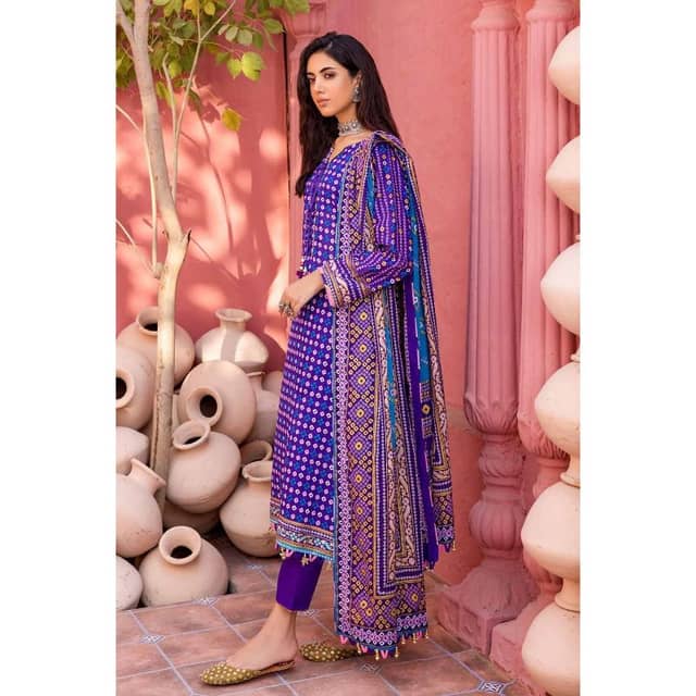 Chunri Lawn Unstitched Gold Printed Suit CL-32140B 3PC