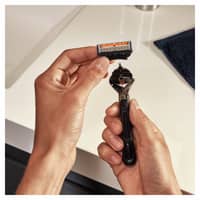 Gillette Fusion Proglide Flexball Shaving Razor 2 Up - image 4