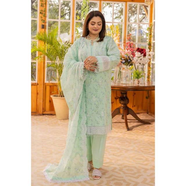 Ideas Embroidered Printed Lawn Unstitched Suit with Embroidered Printed Denting DN-42022 3PC