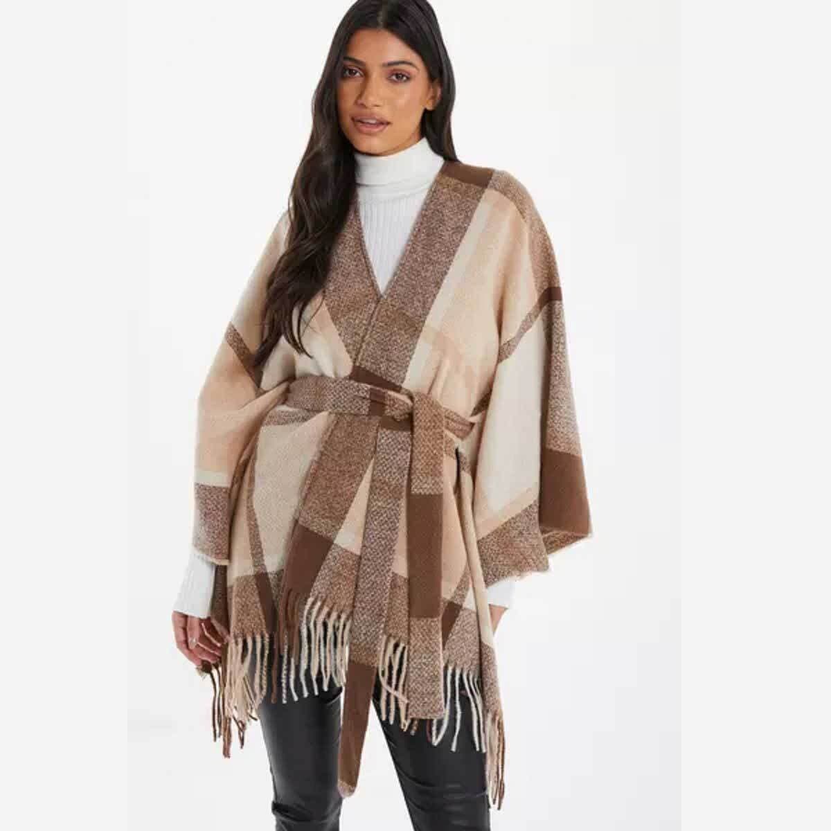 Quiz Camel/Cream Check Tass Cape