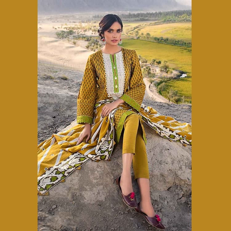 Ideas Unstitched Printed Pashmina Shawl Embroidered Suit AP-12084 3PC
