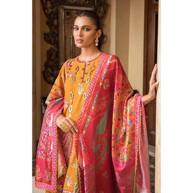 Embroidered Dobby Lawn Unstitched Suit With Lace And Silk Dupatta SSM-32003 3PC