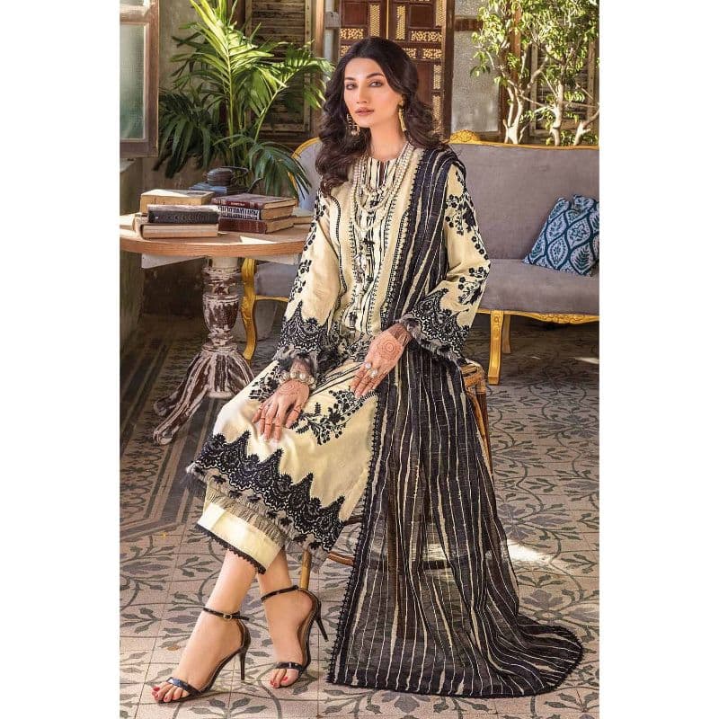 Embroidered Lawn Unstitched Suit With Printed Paper Cotton Dupatta PC-32001 3PC