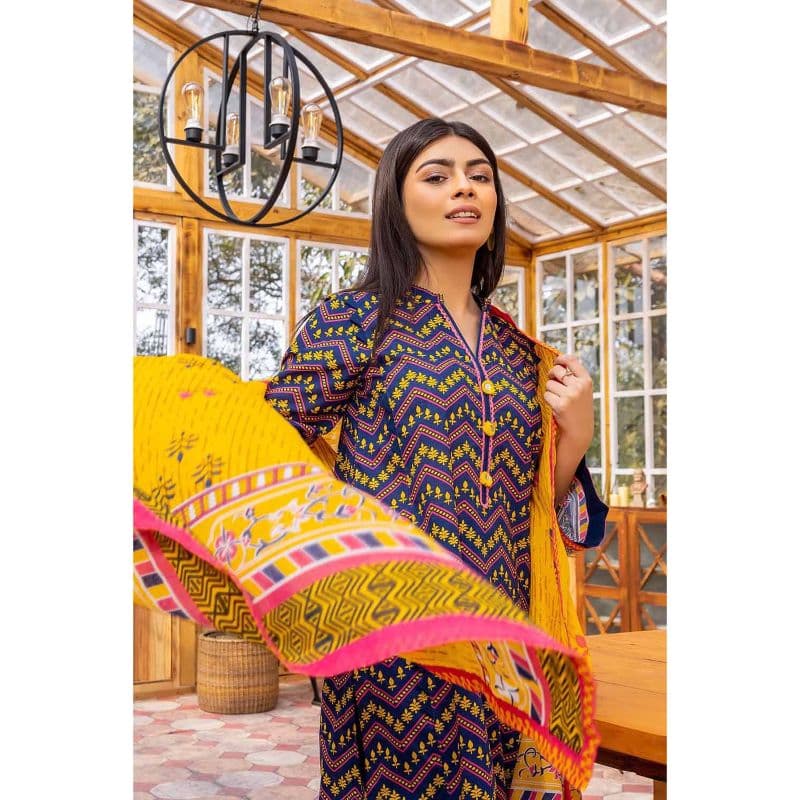 Lawn Unstitched Printed Suit CL-32297A 3PC