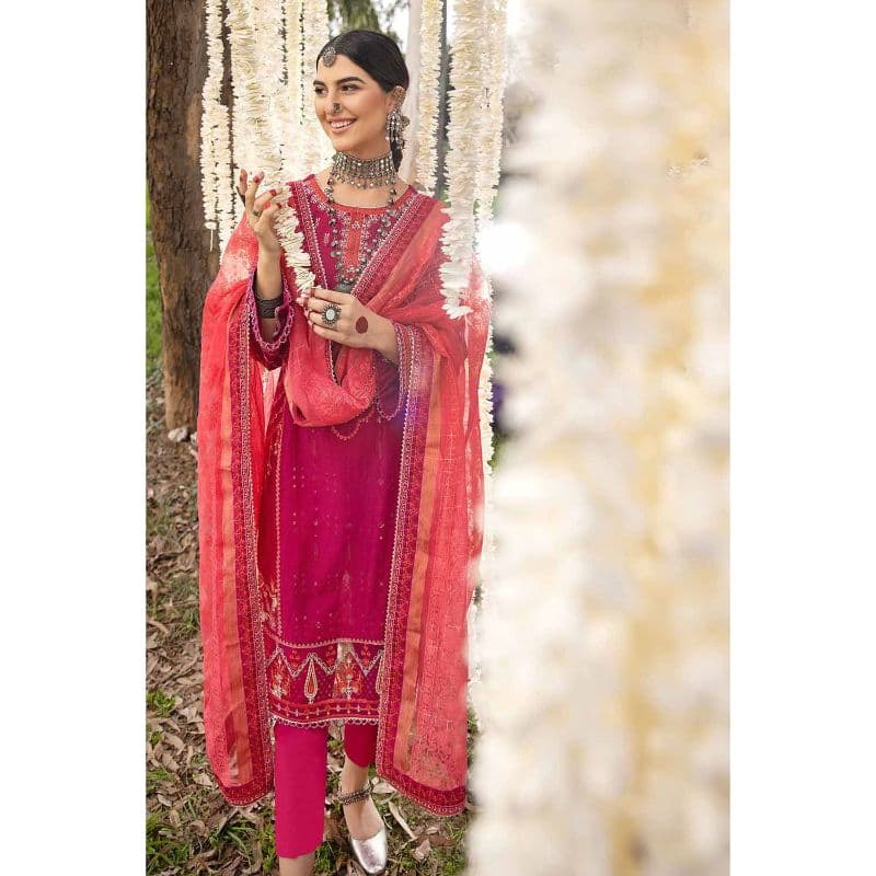 Embroidered Lawn Unstitched Suit with Burnout Organza Dupatta FE-32049 3PC