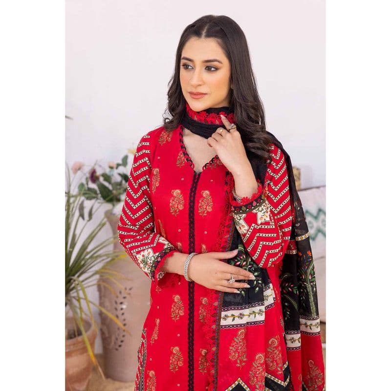 Lawn Printed Unstitched Suit CL-32262 3PC