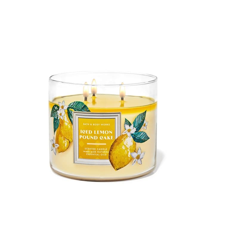 Bath and Body Works Candle Iced Lemon Pound Cake