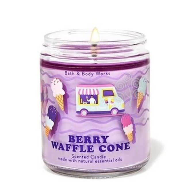 Bath and Body Works Berry Waffle Cone Single Wick Candle