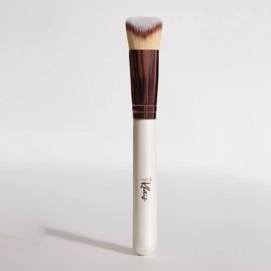 R02 - Khais Foundation Brush