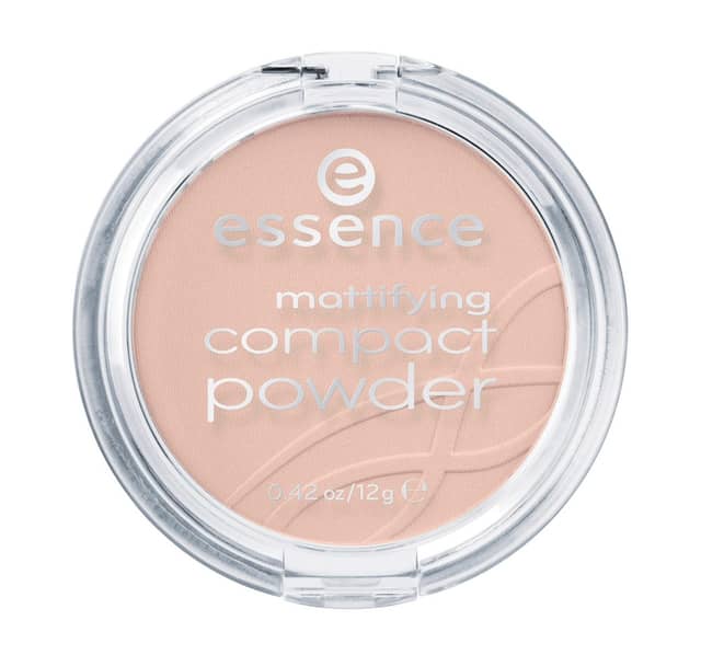 Essence Mattifying Compact Powder 02