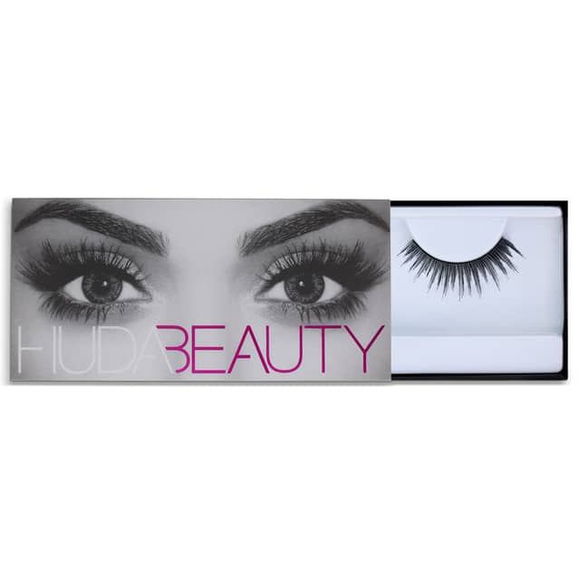 Huda Beauty Classic Lash Coco Jo 04