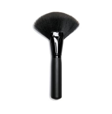 Morphe Brushes Jumbo Fan Brush - MB33