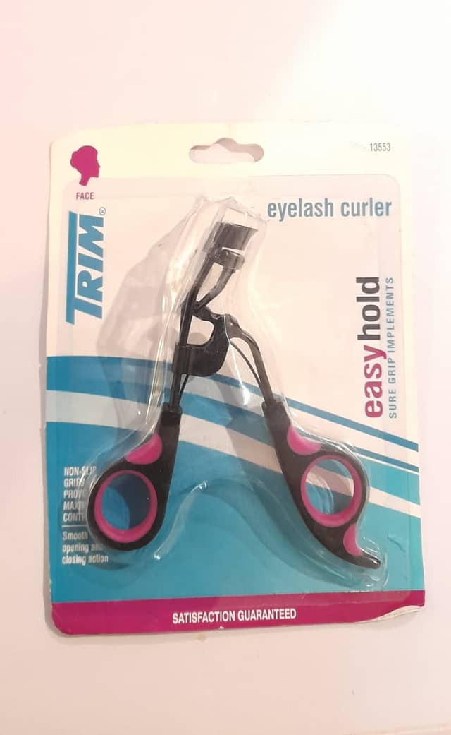 Trim Easy Hold Eyelash Curler